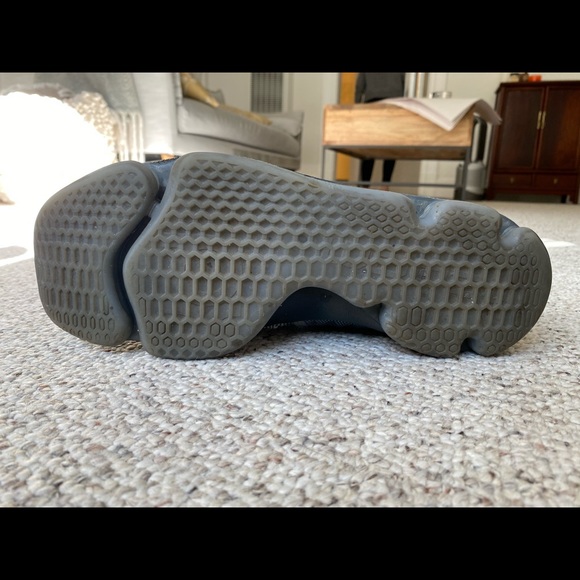 KD9s, Greyed out edition, size 8.5 - Picture 3 of 4